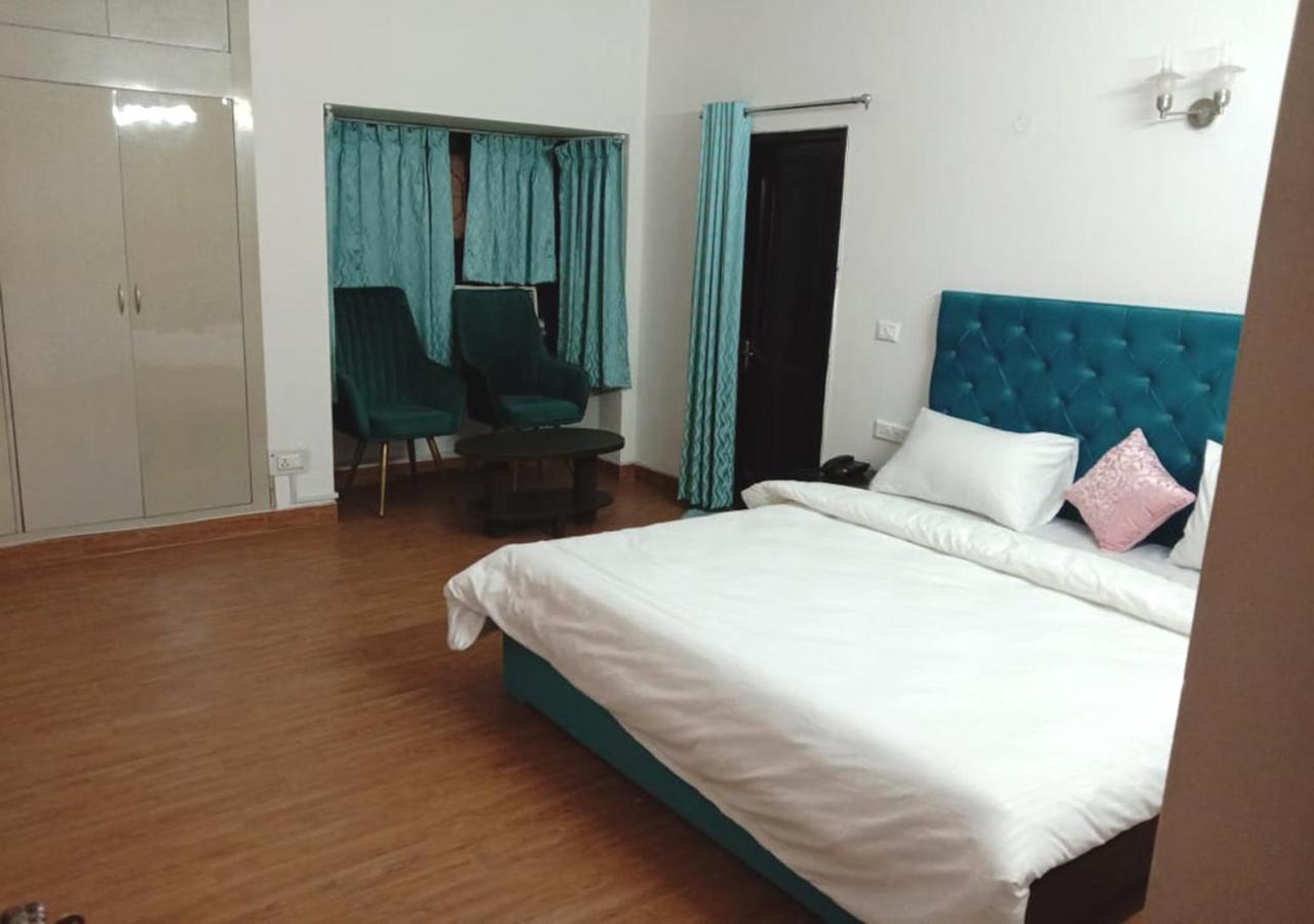 Jay Ally - Boutique Hotel New Delhi Luaran gambar